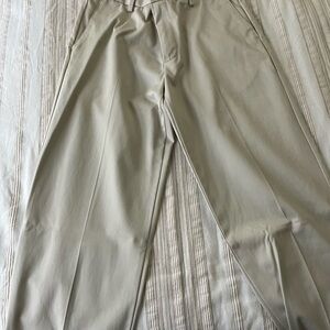 Dockers Men's Khaki Chinos